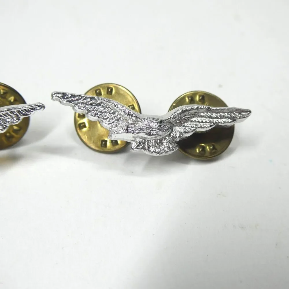 Jordanian Air Force Shoulder Wings Pins Pair Jordan Military Badge Insignia RJAF